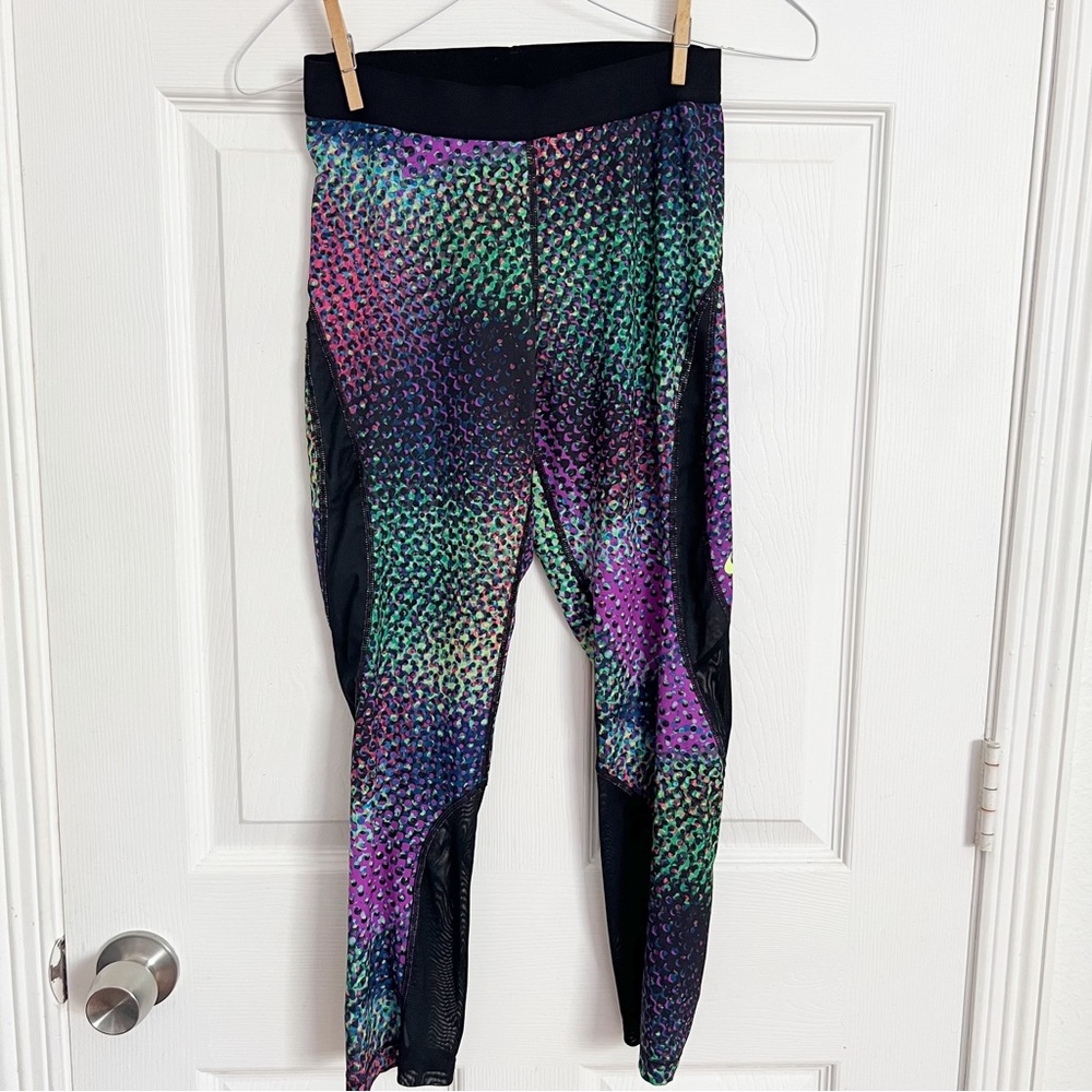 Nike | Pro Hypercool Multicolor Print, Black Sheer Mesh Insets Cropped Leggings